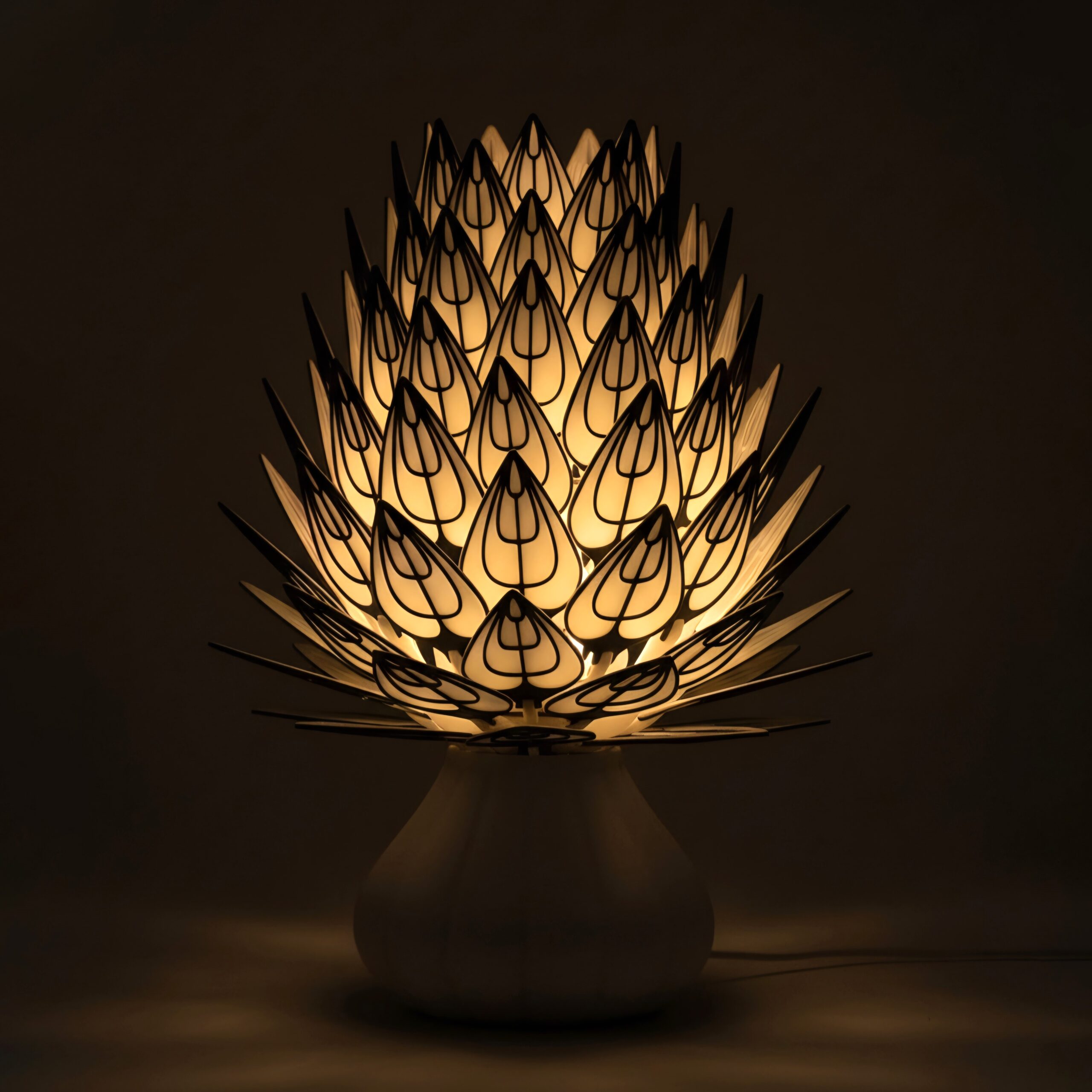 "The Flora" - Lotus Bloom Layered Table Lamp - Image 5
