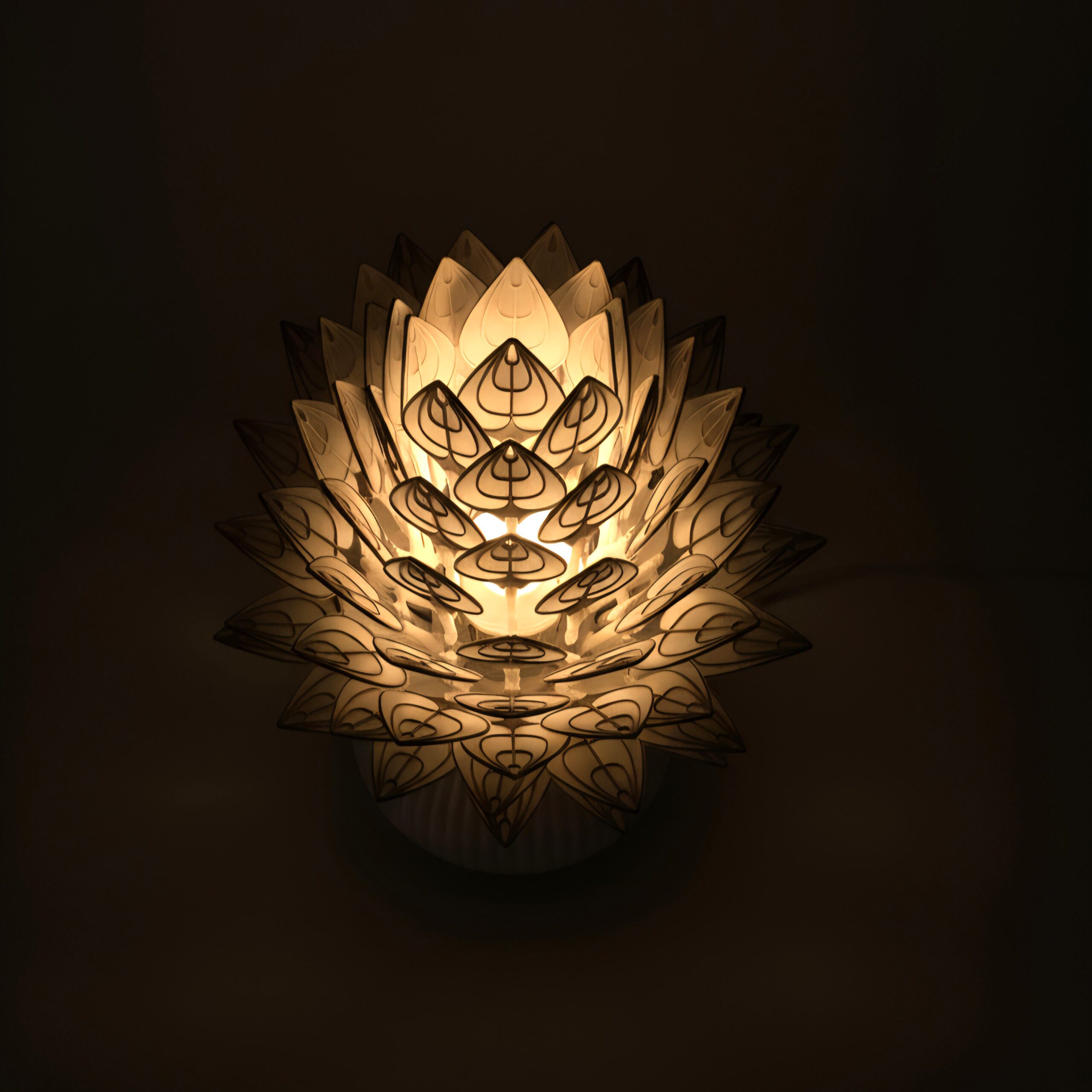 "The Flora" - Lotus Bloom Layered Table Lamp - Image 4
