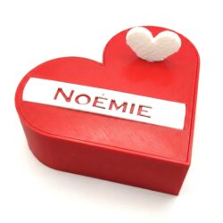 Tailor-Made Heart Box with Multi-Textures